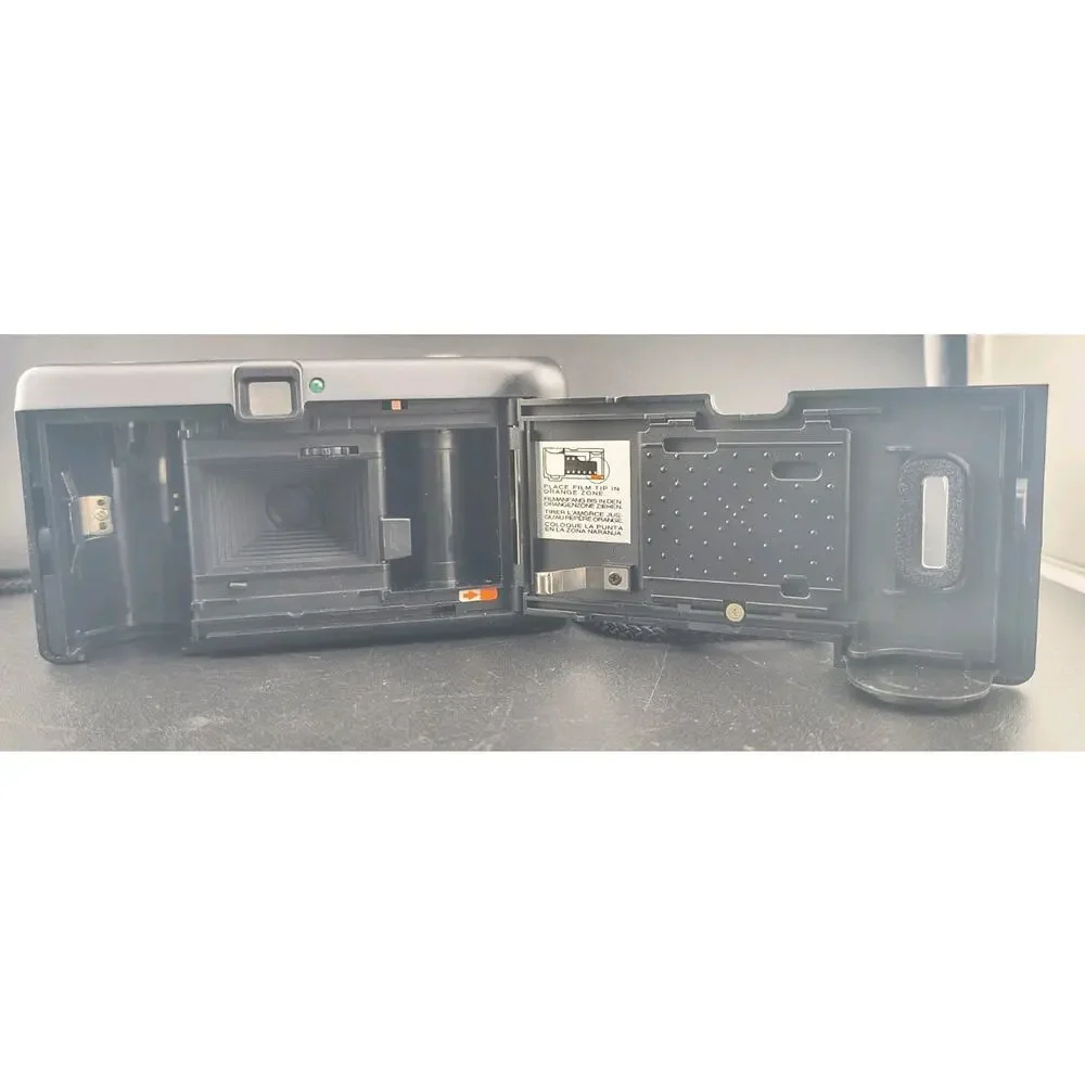 Vintage Minolta F20R 35mm Point & Shoot Camera Tested